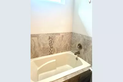 108 W Keamuku Court, Bastrop, TX 78602 - Photo 17