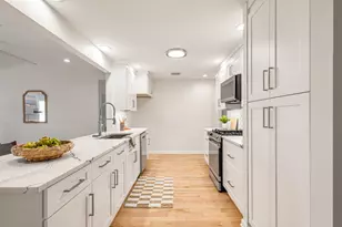 4305 Yucatan Ln, Austin, TX 78727 - Photo 9