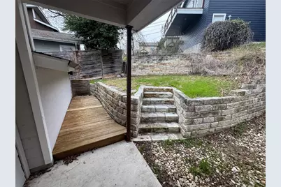 2708 Oak Springs Drive, Austin, TX 78702 - Photo 11