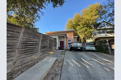 2708 Oak Springs Drive, Austin, TX 78702 - Photo 1