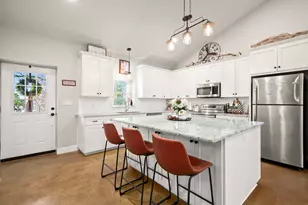 139 Way Station Trail, Smithville, TX 78957 - Photo 7