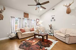 139 Way Station Trail, Smithville, TX 78957 - Photo 5