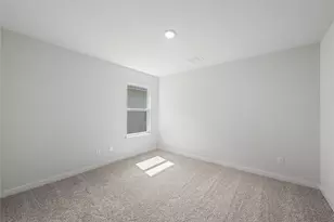 220 Gus Loop, Georgetown, TX 78626 - Photo 9