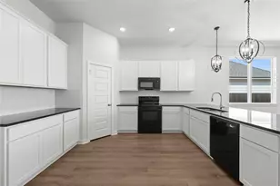 220 Gus Loop, Georgetown, TX 78626 - Photo 15
