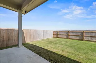 220 Gus Loop, Georgetown, TX 78626 - Photo 17