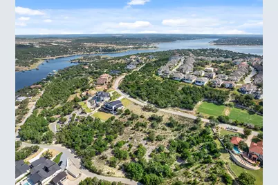 2808 Lakehurst Road, Spicewood, TX 78669 - Photo 11