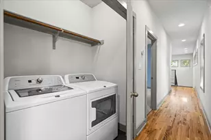 1907 E 20th St, Austin, TX 78722 - Photo 37