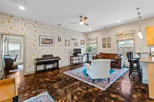 1907 E 20th St, Austin, TX 78722 - Photo 3