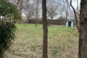 611 Clifford Dr, Austin, TX 78745 - Photo 15