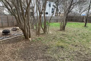 611 Clifford Dr, Austin, TX 78745 - Photo 13