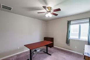 604 Comal Run, Hutto, TX 78634 - Photo 15