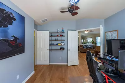 604 Comal Run, Hutto, TX 78634 - Photo 13