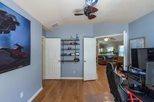 604 Comal Run, Hutto, TX 78634 - Photo 13