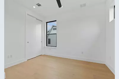 3300 E Martin Luther King Jr Boulevard #B, Austin, TX 78721 - Photo 23