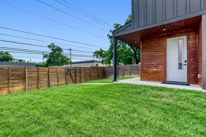3300 E Martin Luther King Jr Boulevard #B, Austin, TX 78721 - Photo 29