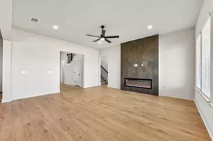 180 Kapok St, Buda, TX 78610 - Photo 7