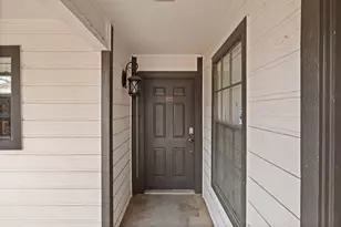 203 E 31st St, Austin, TX 78705 - Photo 5