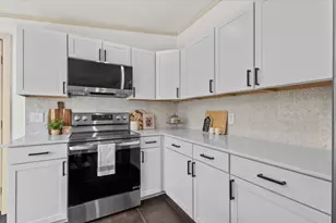 21503 Coyote Trail, Lago Vista, TX 78645 - Photo 7