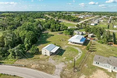 114 La Cascada Pass, Elgin, TX 78621 - Photo 35