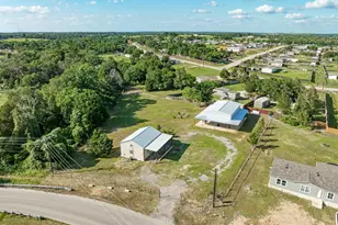 114 La Cascada Pass, Elgin, TX 78621 - Photo 35