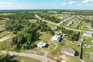 114 La Cascada Pass, Elgin, TX 78621 - Photo 29