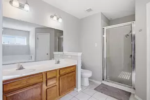 2106 Logan Dr, Round Rock, TX 78664 - Photo 9