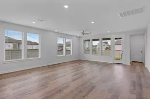 157 Adelton Blvd, Bastrop, TX 78602 - Photo 5