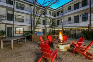 203 E 31st St, Austin, TX 78705 - Photo 37