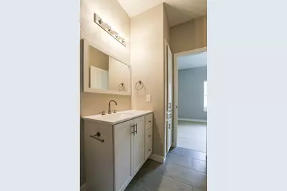 203 E 31st Street #104, Austin, TX 78705 - Photo 21