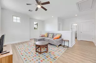 13501 Metric Blvd, Austin, TX 78727 - Photo 17