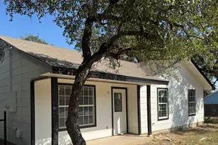 525 Live Oak Dr, Bertram, TX 78605 - Photo 1