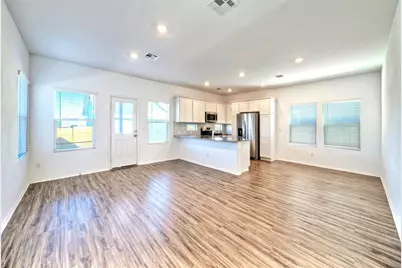 201 Rioja, Kyle, TX 78640 - Photo 3