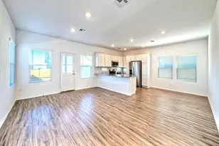 201 Rioja, Kyle, TX 78640 - Photo 3