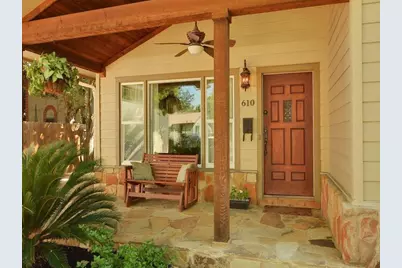 610 W North Loop Boulevard, Austin, TX 78751 - Photo 7