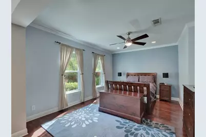 610 W North Loop Boulevard, Austin, TX 78751 - Photo 13