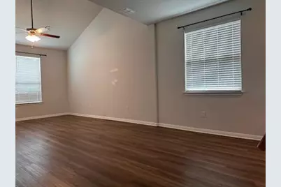 804 Goldilocks Lane, Austin, TX 78652 - Photo 7