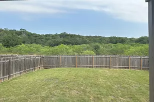804 Goldilocks Ln, Austin, TX 78652 - Photo 5