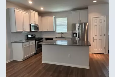 804 Goldilocks Lane, Austin, TX 78652 - Photo 3