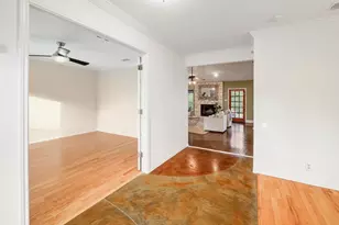 10401 Tweedsmuir Dr, Austin, TX 78750 - Photo 19