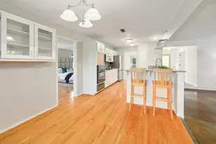 10401 Tweedsmuir Dr, Austin, TX 78750 - Photo 11