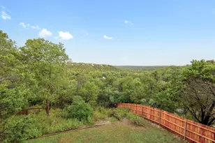 10401 Tweedsmuir Dr, Austin, TX 78750 - Photo 33