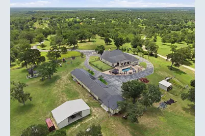 2936 Fm 1704, Elgin, TX 78621 - Photo 23