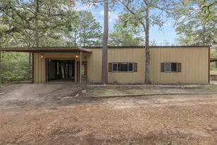 571 Pine Canyon Dr, Smithville, TX 78957 - Photo 3