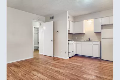 924 E Dean Keeton Street #220, Austin, TX 78705 - Photo 1