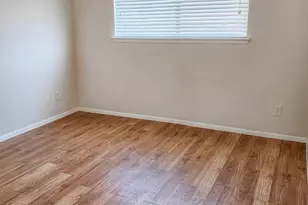 924 E Dean Keeton St, Austin, TX 78705 - Photo 9