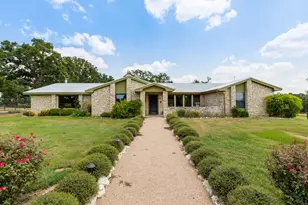 1045 Private Rd 7005, Lexington, TX 78947 - Photo 1