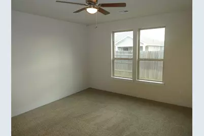 8201 Greyhawk Cove, Austin, TX 78744 - Photo 9