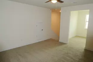 8201 Greyhawk Cv, Austin, TX 78744 - Photo 23