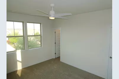 8201 Greyhawk Cove, Austin, TX 78744 - Photo 19