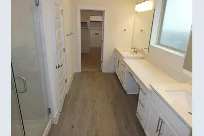 8201 Greyhawk Cove, Austin, TX 78744 - Photo 11